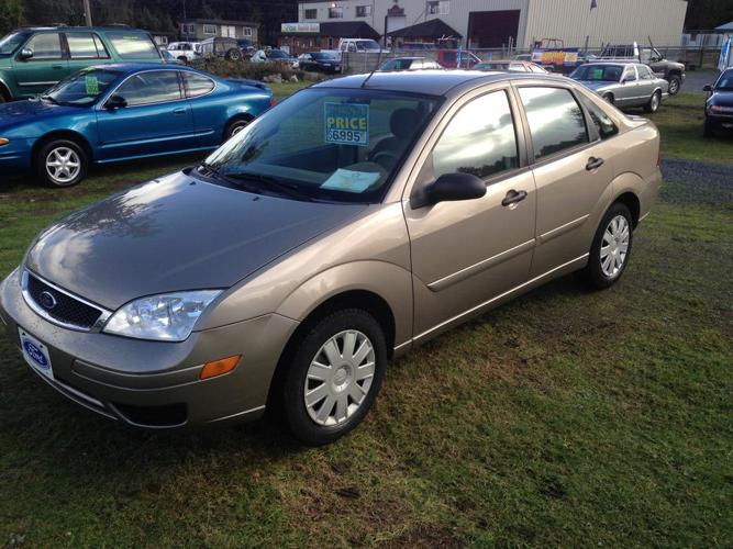 2005 Ford Focus ZX4, 2.0L 4 Cyl, VERY LOW KMS ONLY 62,217 KMS