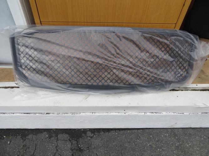 2006-2008 Ram front Grill - New in the box -$75