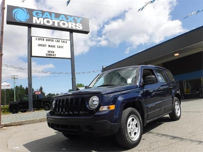 2014 Jeep Patriot Sport - 5spd Manual, Leather, Roof Rack