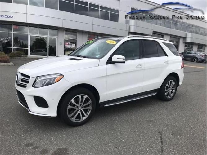 2016 Mercedes-Benz GLE GLE 350d 4MATIC  - Luxury Package - Fully Equipped!