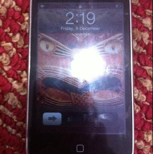 8gig 3rd generation iPod touch