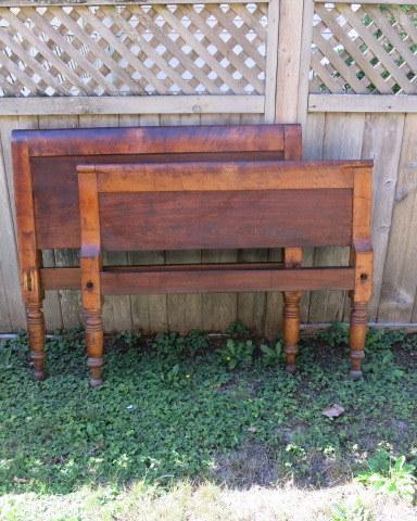 Antique Twin maple bed