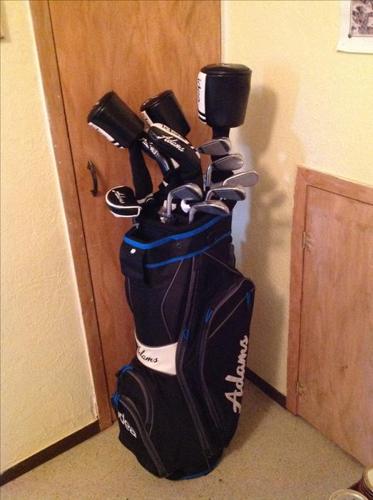 Brand new golf clubs with bag