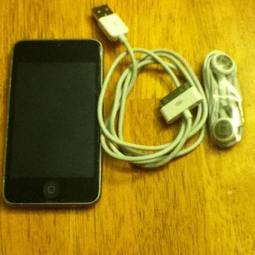 iPod touch 2nd gen 8 gig
