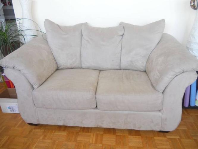 Love Seat & Sofa