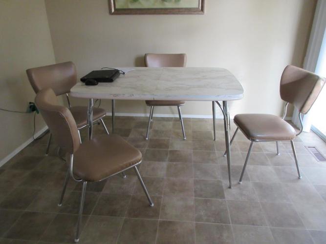 Mid-Century Modern Table and Chairs