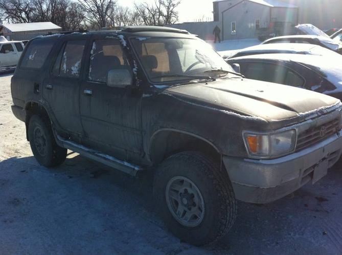 Parting out 1995 Toyota 4Runner