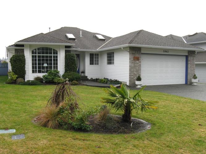 Rancher for Sale in North Nanaimo