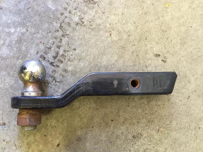*REDUCED* Truck hitch and receiver