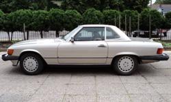 1988 Mercedes-Benz 560SL Convertible
Smoke silver in colour
Bucket seats
Grey leather interior in excellent condition
Brand new winter tires
$8,900.00 or reasonable offer