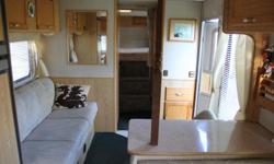 1991 26' Diplomat fifth wheel in excellent condition. Everything works great. Has fridge, stove, sink, bathroom with toilet, sink and tub & shower combo. Hot water tank, furnace and plumbing all in good working order. Air Conditioning. Comfortably sleeps