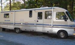 The Pace Arrow was the pride of Fleetwood manufacturing and you will see why when you see this coach! Very well kept , and ready to hit the open road! If you are budget conscious but always wanted to enjoy RVing in a Class A motor-home then opportunity