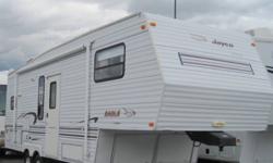 Key Features
2 DOOR FRIDGE
3 BURNER STOVE TOP
MICROWAVE
DOUBLE SINK
METAL BLINDS
AM/FM/CD PLAYER
HOT WATER HEATER
DUCTED A/C
TUB SHOWER WITH SKYLIGHT
POWER FRONT JACKS
Description
Type: Fifth Wheel
Stock #: 32200A "DL# 30644"
Status: In Stock
Contact: