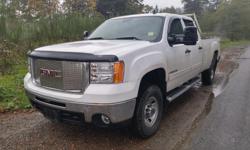 Make
GMC
Colour
White
Trans
Automatic
kms
196112
Looking for a Dependable, Beautifully Owned, and Powerful 1 Ton truck?
Well look no further!! This 3500 is Gorgeous!
This GMC comes with a full Crew Cab for your Friends and Family, Running Boards for easy