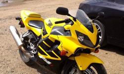 2002 Honda CBR 600 F4I, Has all new tires and brakes, had a new battery in may, (needs a good charge) always stored indoors, in storage, only problem is it has one mark on the fairing. however it is a GREAT starter bike or even for the experienced rider.