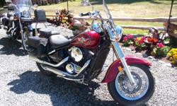2003 Kawasaki Vulcan Classic 800cc in excellent condition. Burgundy with 26102 km. All maintenance done, good brakes, new rear tire, chain/sprocket in good condition. Great bike, Call or email