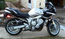 2004 Fz6
12000kms
Great shape
New Tires
very comfortable bike
Make me an offer