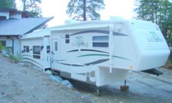 FOR SALE 2006 JAYCO DESIGNER MODEL 36 RLTS TRIPLE SLIDE 5th WHEEL WITH DETAILS AS FOLLOWS:
- Rear living room with 2 Euro style recliners c/w foot stools
- Thermopane windows & heated tanks for full time living
- Electric power awning
- 3 upgraded