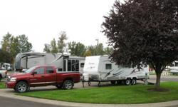 2007 COACHMEN 24RBQ TRAVEL TRAILER FOR SALE.
Never smoked in. shows like new inside. Air cond. dual battery upgrade great for dry camping, levelling jacks 4 corners upgrade, really in excellent condition.
Airline pilot owned. Meticulously taken care of.