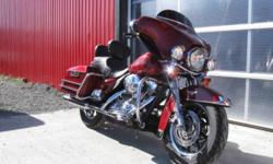 2007  Harley Electra Glide Red,96 cu 6 spd,tires very good,stereo,
screaming eagle slip ons,too many extras to list,very nice bike.
For more information call Andy 902-843-4800.
We finance O.A.C. Payments from $159
Bi-Weekly!!!!
Stock # 9893