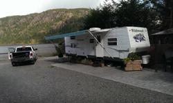 2007 27 ft Wildwood trailer loaded with extras.
Bunk beds, queen bed,
New tires , brakes and bearings in January of this year.
Maintenance has always been done on this unit.
Northwest Package which is more insullation,stainless rock grid on front and