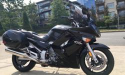 2009 Yamaha FJR1300ABS Sport Touring Motorcycle * Very Clean!! * $7999
A very nice example of an FJR1300 with ABS. A local BC bike with a clean title. No stories!
Serviced regularly and nicely dressed. Includes a taller touring shield, Corbin leather
