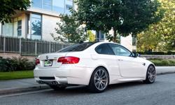 Make
BMW
Model
M3
Year
2012
Colour
White
kms
38560
Trans
Manual
2012 BMW M3 Coupe (E92) in Mineral White/Black Leather with ONLY 38920 KMS!! 6 Speed Manual Transmission!
Factory Options: 6 Speed Manual Transmission - Executive Package - Individual Package