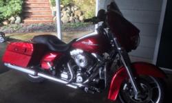 2012 Harley Davidson Street Glide.
26,879 km.
Best deal on the internet
Here is what is included
Detachable touring trunk
Back rest that you can attach when not using touring trunk
Garmin Zumo Motorcycle GPS
Drivers back rest
Anti lock brakes
Windshield
