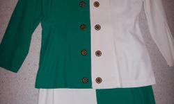 Retro style, "Joseph Ribkoff" Skirt & Jacket Suit
Green and Ivory color
60%Rayon, 40% Acetate
Size 12