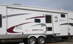 REDUCED!!!! Unit has Transferrable "On Site" Warranty good Until August 2012
Excellent Condition! Fully Loaded Deluxe Model has only been towed a couple of times and then kept on our RV Lot.
All Aluminum Structure, Hard Wall Exterior, Thermal Pane