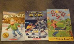 Like New.
Please check out our other listings for more great deals on children's books.