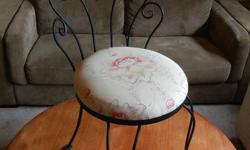 Excellent vintage condition
Used for entrance seating
From a clean pet/smoke-free home
Located in Qualicum and can deliver to Victoria in November
$115.00 obo
Check our list often as we are always adding new items!