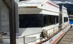 Moored at cowichan lake marina
Aluminum hull,merc cruiser 120 hp
Aft stateroom,bunk room and upper berth
Two bathrooms
Needs work
Open to offers