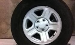 P225 75R16 Goodyear Wrangler ST Tires and
5 Spoke Aluminum Rims off 2011 Jeep
BRAND NEW (about 20 km on set taken for test drive then switched out)
No marks or scuffs anywhere