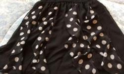 I have several pieces of Girls clothing I am selling for my daughter. Please check for my other adds . .
Adorable Dress - it says size SM and I would say about a size 5X or 6. Tiny Black sequins on the top with black chiffon with poka dots on the bottom.