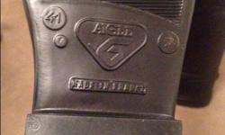 Aigle Riding boots size 7
made in friends
in extremely good condition
waterproof
leather look, dependable, easy to clean
Here is the manufacturers website to see comparable riding boots http://calieagle.com/horseback-riding