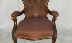 Antique chair in very good condition - has a unique feature - a matching footstool! (Footstool also in excellent condition.)
The spots in the picture are not on the chair - they are on the camera lens - no marks on the chair or footstool...)