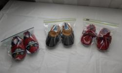 BRAND NEW LL BEANS BOY SLIPPERS/SHOES COLOR BROWN/TAN
SIZE 6/12 MONTHS
ASKING $10.00
BRAND NEW GIRL ROBEEZ RED/PLAID BOWS SIZE 6/12 MONTHS
ASKING $10.00
GENTLY WORN ,BOY ROBEEZ RED WITH FIRE TRUCK SIZE 6/12 MONTHS .ASKING $8.00
FEEL FREE TO LOOK AT MY