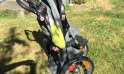 Baby Trend Expedition ELX Travel System Stroller
- Very comfortable for the child (sleeps in it fine), the cover blocks out sun and wind.
- You can take it anywhere... its very maneuverable in stores and the front wheel locks for jogging outside.
- It