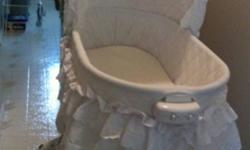 Brand new bassinet. Used for only a couple of months. With music, light and vibration. In excellent condition. If your interested call me at 250-3077708
This ad was posted with the Kijiji Classifieds app.
