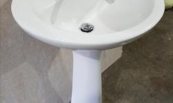 Pedestal Sink with tap set, new push drain plug and drain connector