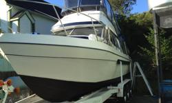 31' Bayliner in very good condition, twin engines Chevy 350 , very low hours, very well maintained , fresh bottom paint, nice and clean, come with tri-axles boat trailer, the boat currently at Alert Bay.for further information please call 2506674290 Alan.