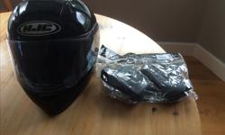 Black HJC Helmet
Model-AC-12
Size-Small
Snell Approved DOT
Extra Cheek Pads Included (New)
Mint Condition Helmet. Worn 6 times. Never Been Dropped.