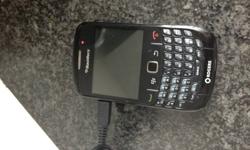 Title says it all. I have a black, blackberry 8520 in 9/10 condition. Light wear, no water damage.
I live at Lakeshore/Bathurst for quick cash pickup.
Thanks for looking!
