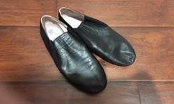 Size 7 black Bloch jazz shoes; in excellent condition.