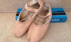 Girl's Bloch size 2 ballet shoes. Fits fairly true to size.