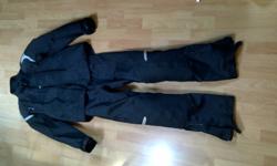 BMW Comfort Shell suit for sale in a woman's size 36. Euro sizing so equivalent to a medium (good for under 5'6" and 130 lbs) It is in brand new condition as my wife only spent about 10 hours on the back of my bike. I paid just over $1400 for it so at