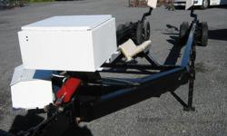 1999 Electric Hydraulic Boat Trailer for sale.
Approximate weight capacity 8,000 lbs and can handle a boat up to 30 feet in length. Rear pads widen out to support larger boats and has hydraulic brakes.
Trailer has been refurbished with 8 new tires, new
