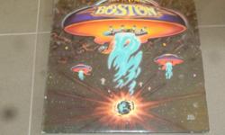 BOSTON 33.3 LP vinyl Record
very good shape.