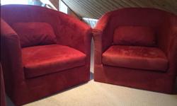 Reddish pink tub chairs and matching ottomans from the brick; needs new legs for the chairs; in very good condition; must pick up.
Ottoman dimensions: 17.5"W by 17.75"D by 17.5"H
Chair dimensions:
Seat is 10.5"H. Back is 25"H.
27"W by 24"D.
